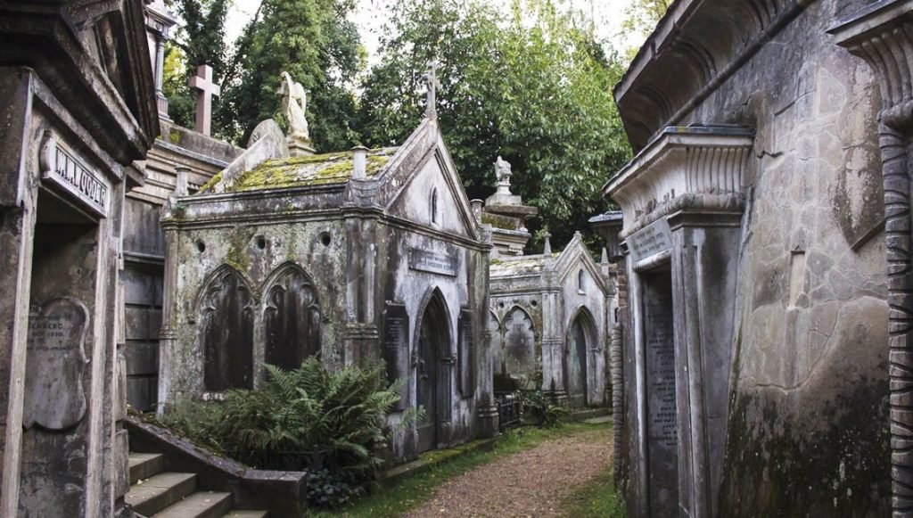 Haunted London